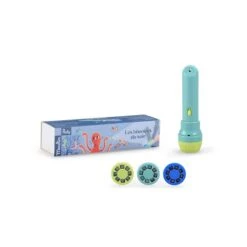 Moulin Roty Lampe à Histoires Les Aventures De Paulie 5 Moulin Roty Lampe à Histoires Les Aventures De Paulie -Optimal Jouet Magasin 3575676763605 3575676763605 4BaseMedia 550Wx550H