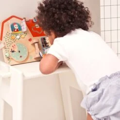 Lilliputiens Panneau D'activités Ferme -Optimal Jouet Magasin 5414834831795 5414834831795 5BaseMedia 550Wx550H