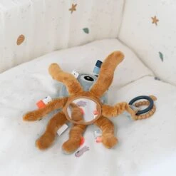 Done By Deer Hochet D'éveil Jelly 7 Done By Deer Hochet D'éveil Jelly -Optimal Jouet Magasin 5712643025481 5712643025481 4BaseMedia 550Wx550H