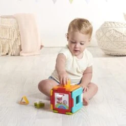 Tiny Love Cube Magique Et Jeux D'encastrement 11 Tiny Love Cube Magique Et Jeux D'encastrement -Optimal Jouet Magasin 7290108862430 7290108862430 4BaseMedia 550Wx550H